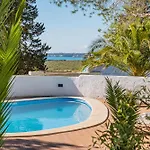 Branca - Dos Salgados Villa *