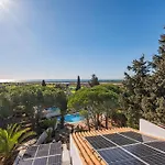 Branca - Dos Salgados Villa