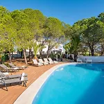 Branca - Dos Salgados Villa Guia (Faro)