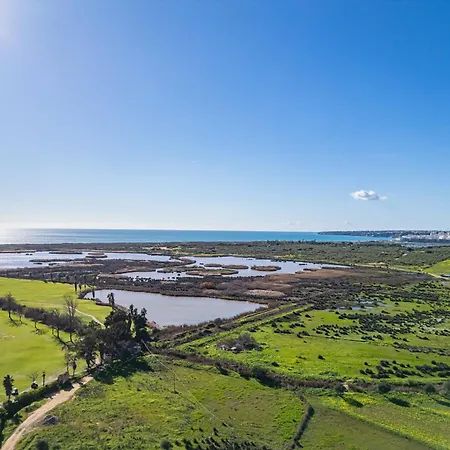Villa Branca - Dos Salgados Guia (Faro)