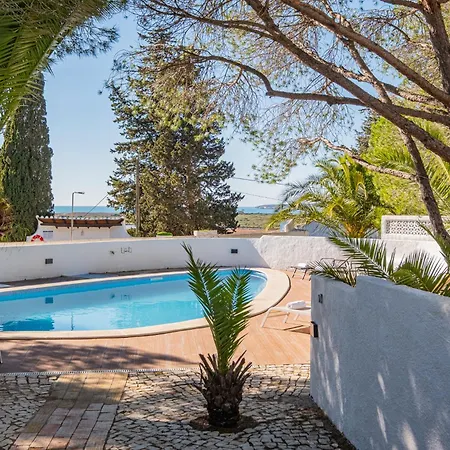 Villa Branca - Dos Salgados Guia (Faro)