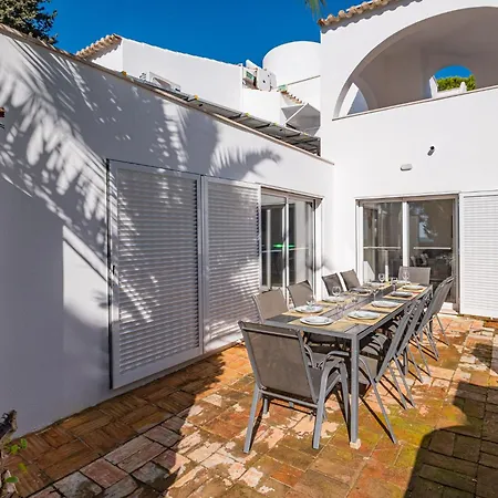 Villa Branca - Dos Salgados Guia (Faro)