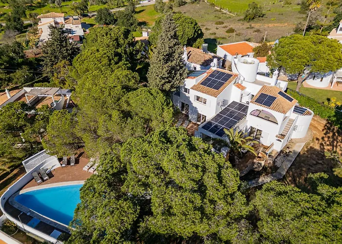 Villa Branca - Dos Salgados *