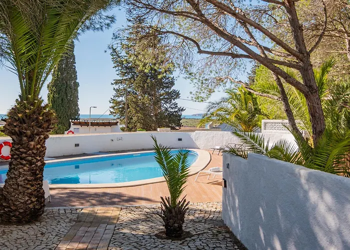 Villa Branca - Dos Salgados Guia (Faro)